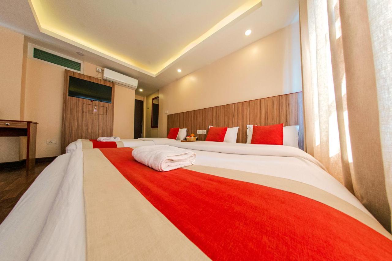 Hotel Chhimeki Kathmandu Bagian luar foto
