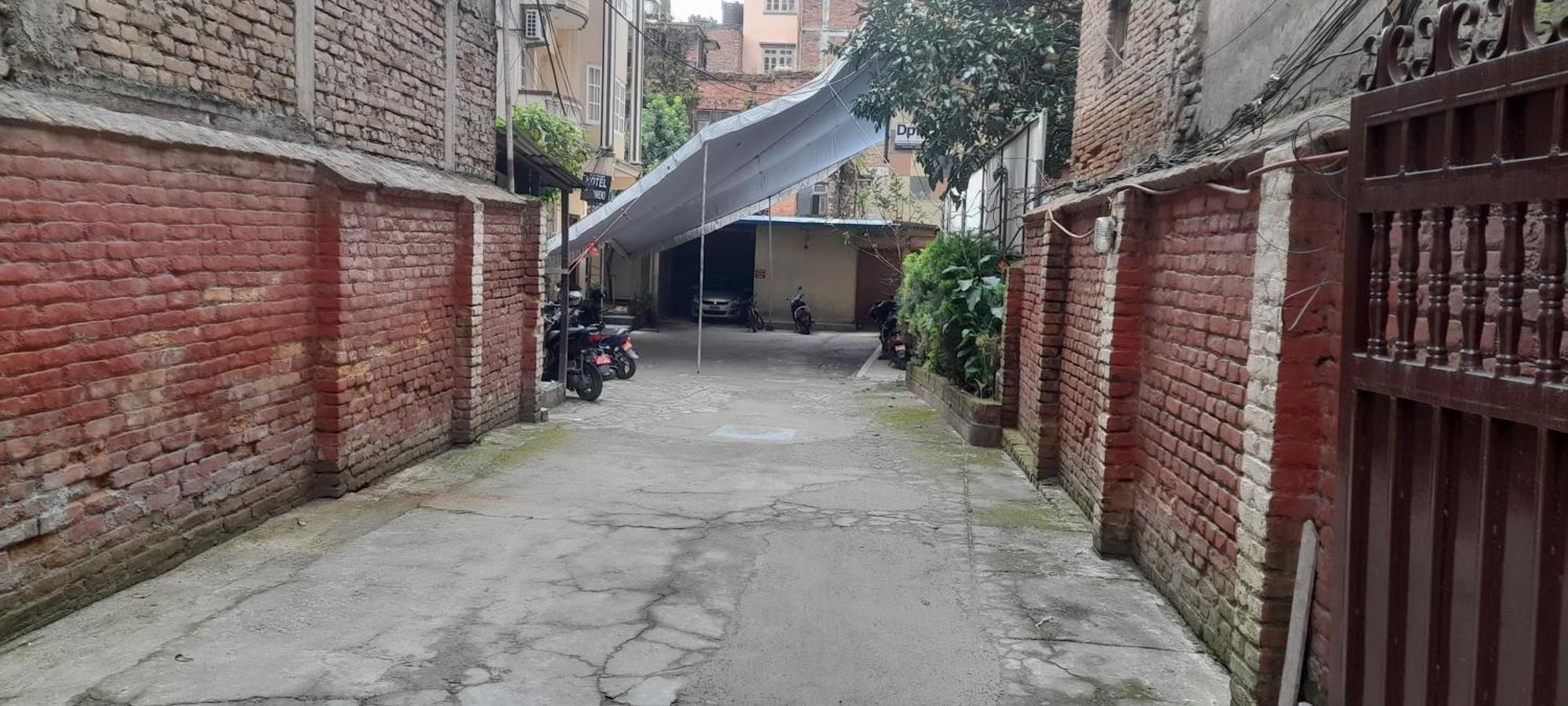 Hotel Chhimeki Kathmandu Bagian luar foto