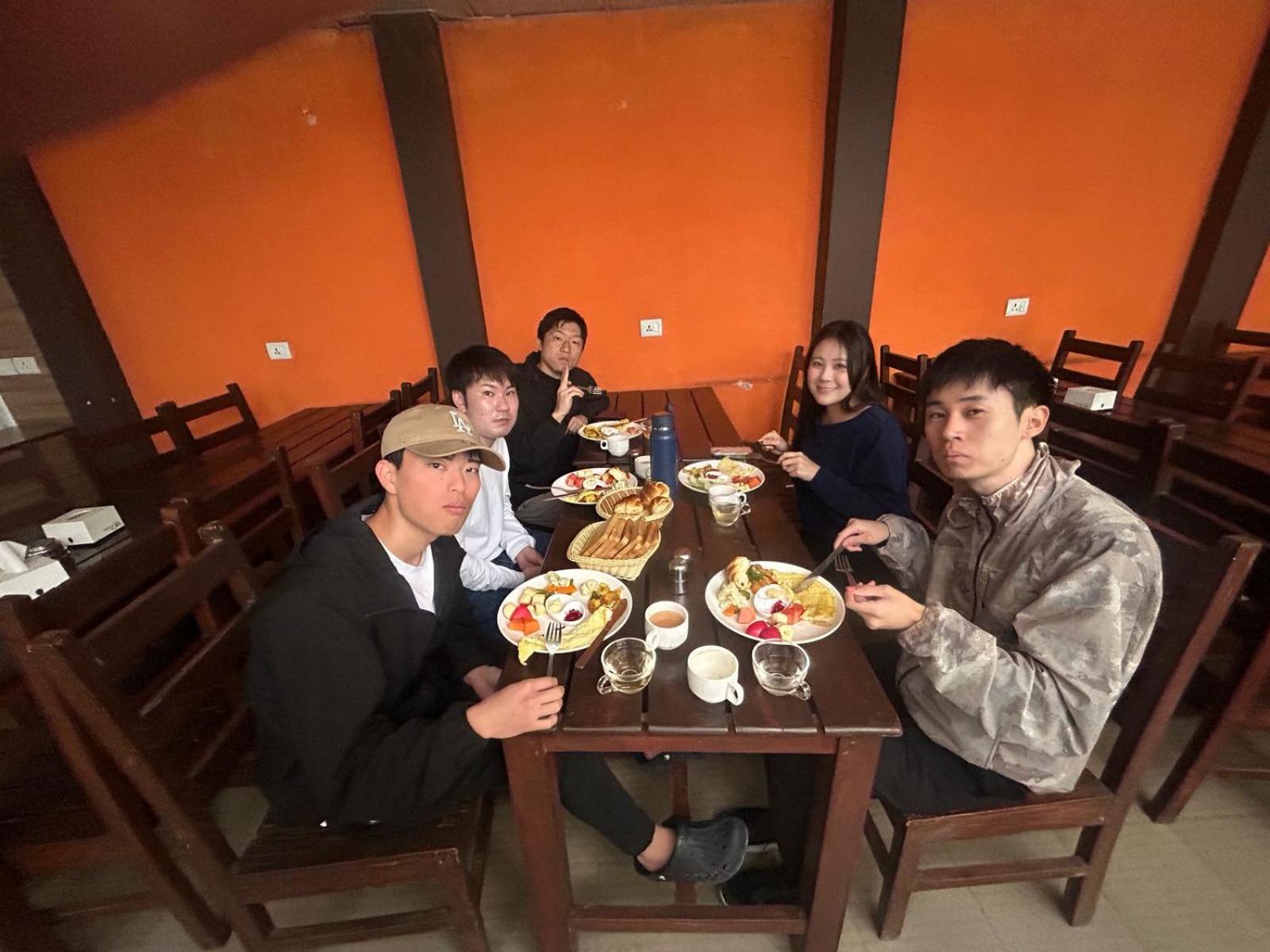 Hotel Chhimeki Kathmandu Bagian luar foto
