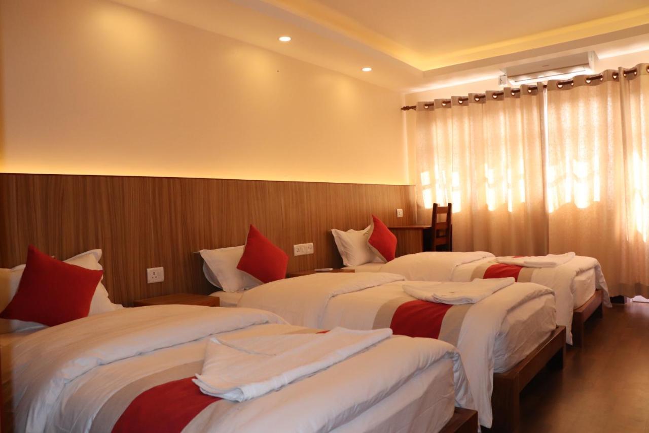 Hotel Chhimeki Kathmandu Bagian luar foto